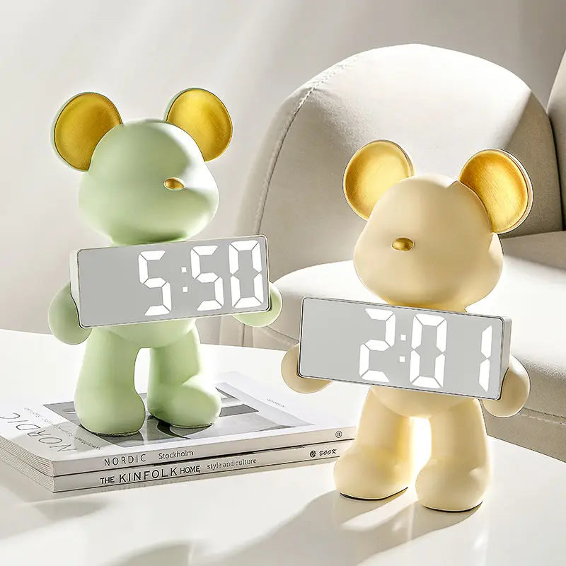 Light Luxury Creative Violent Bear Clock™